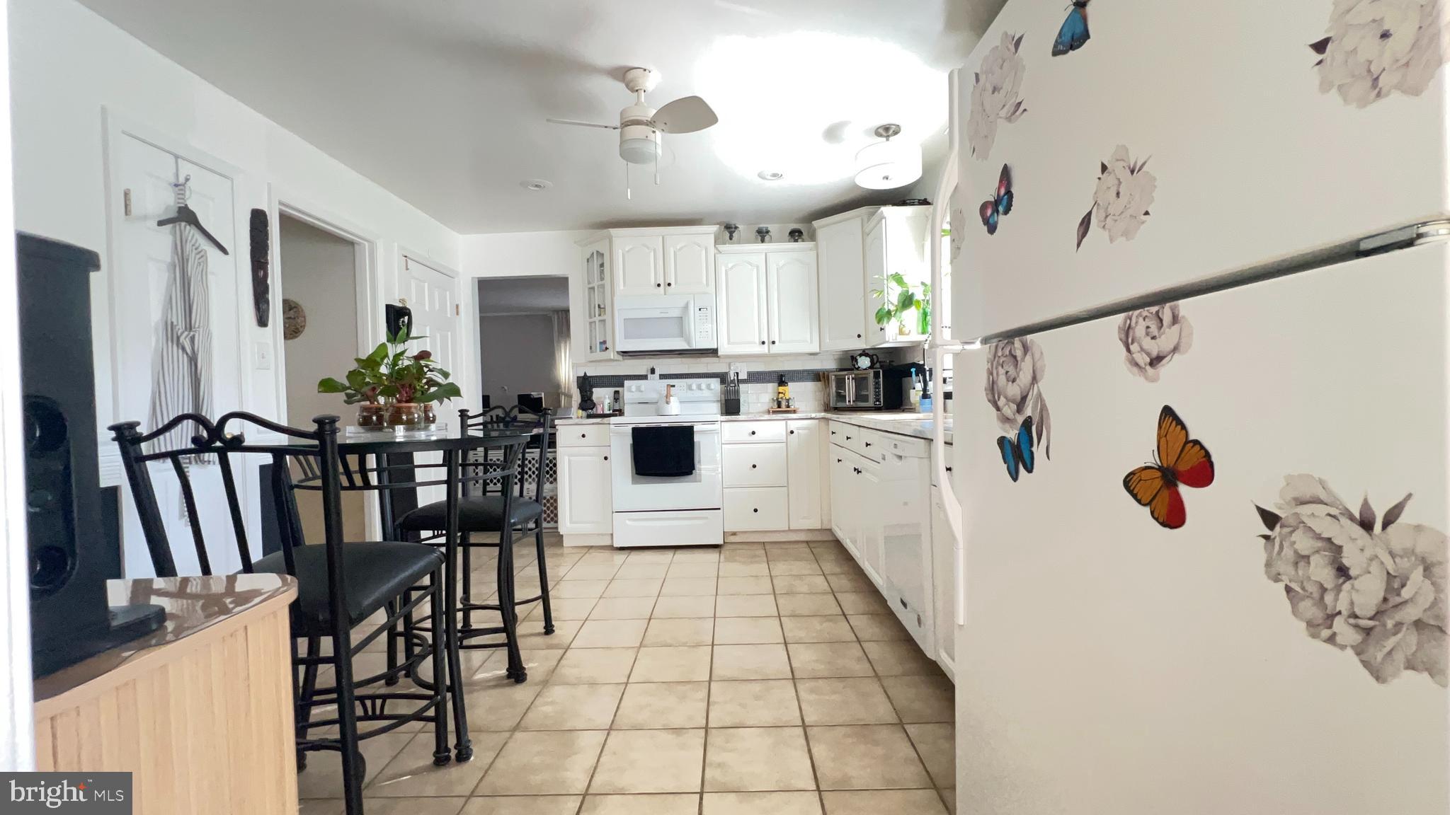 CALVERTON - Residential