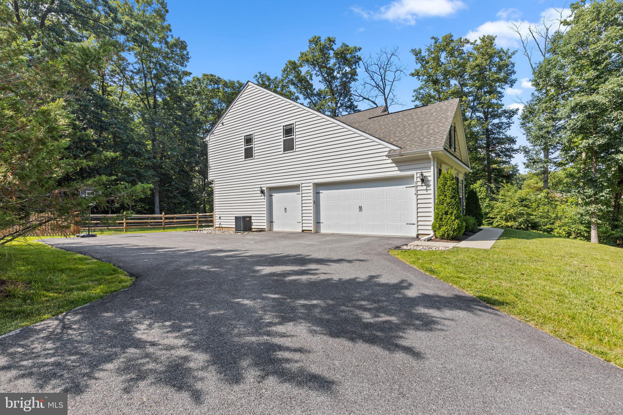 TRACEY'S CROSSING - Residential