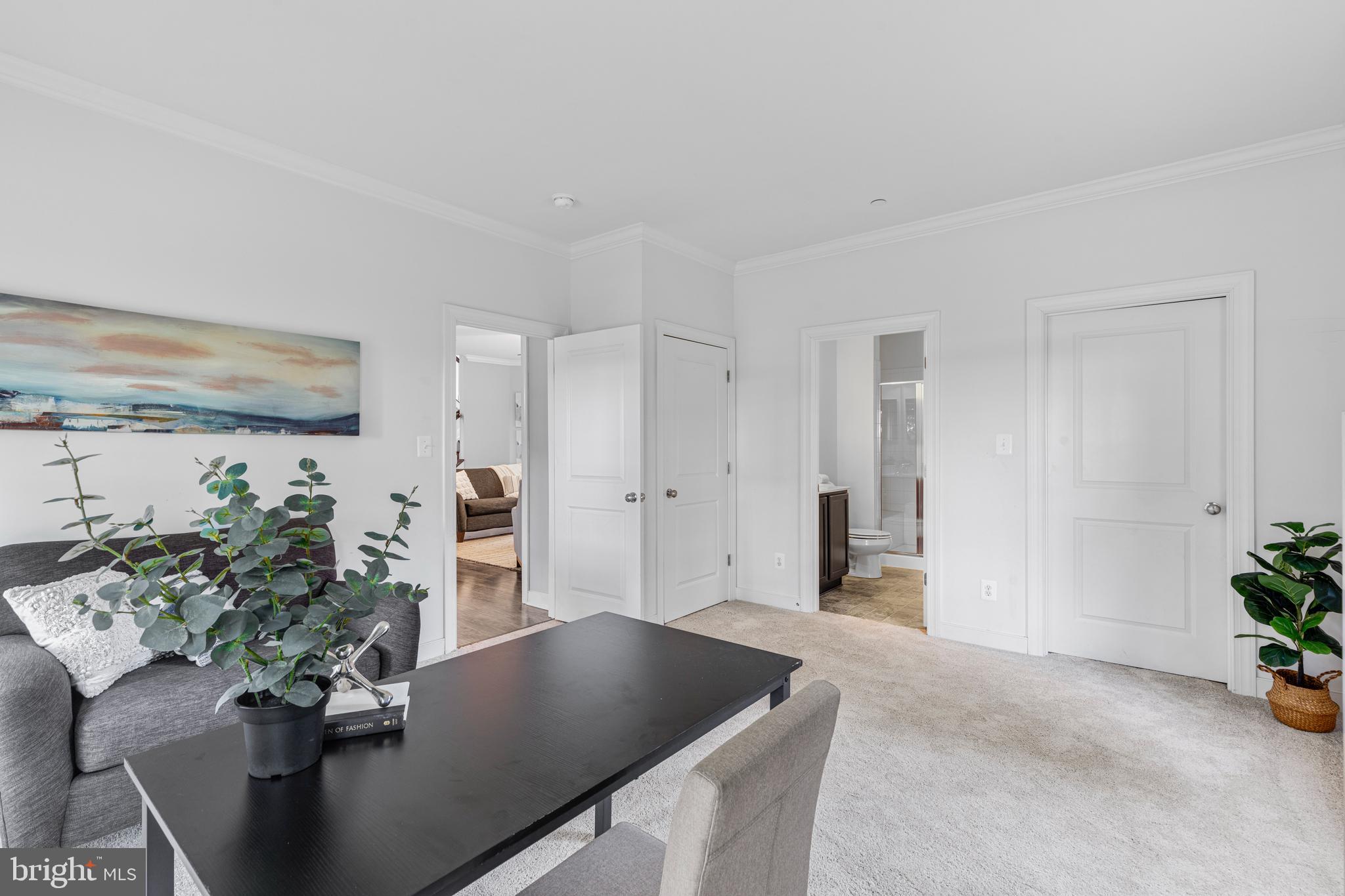 TRACEY'S CROSSING - Residential