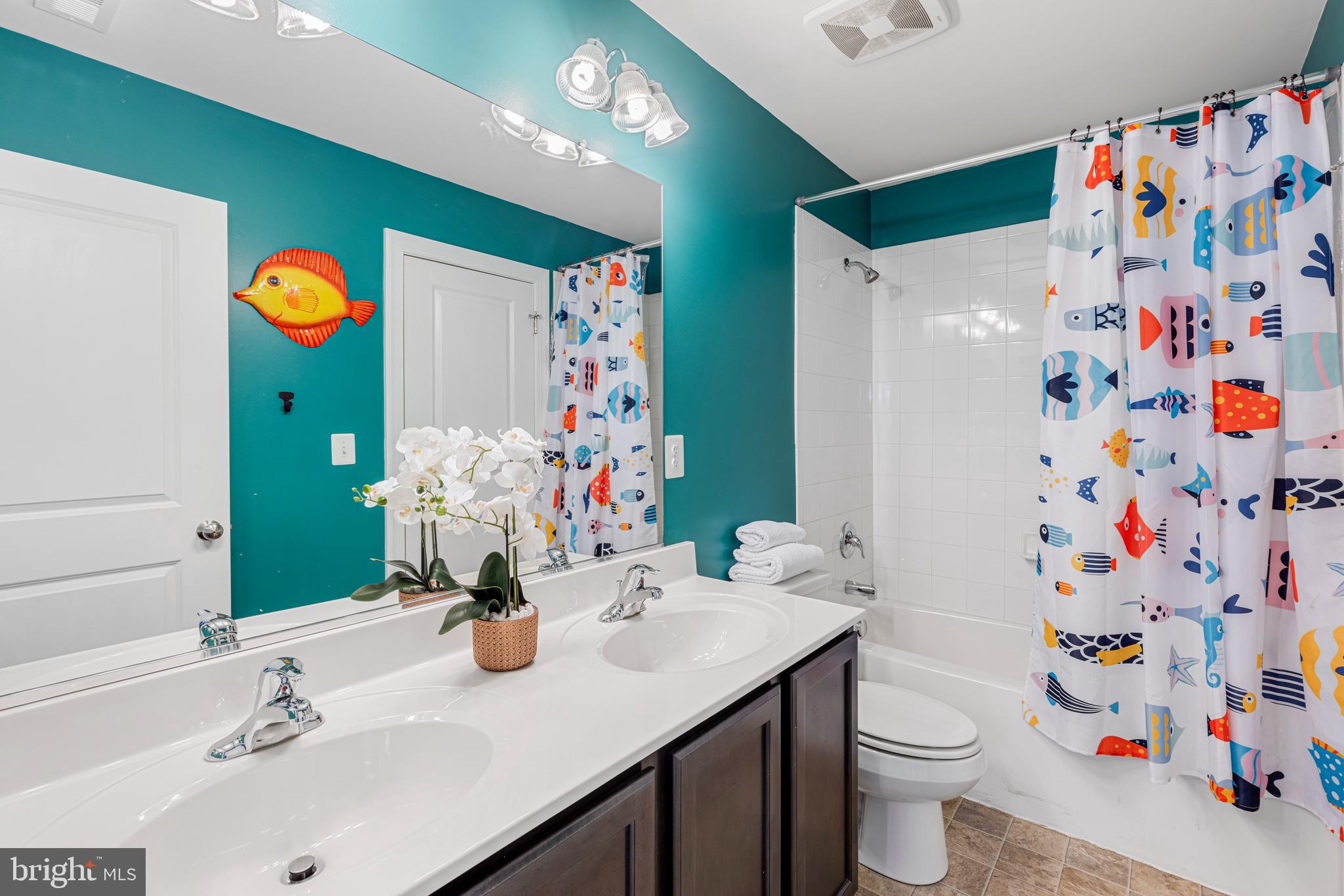 TRACEY'S CROSSING - Residential