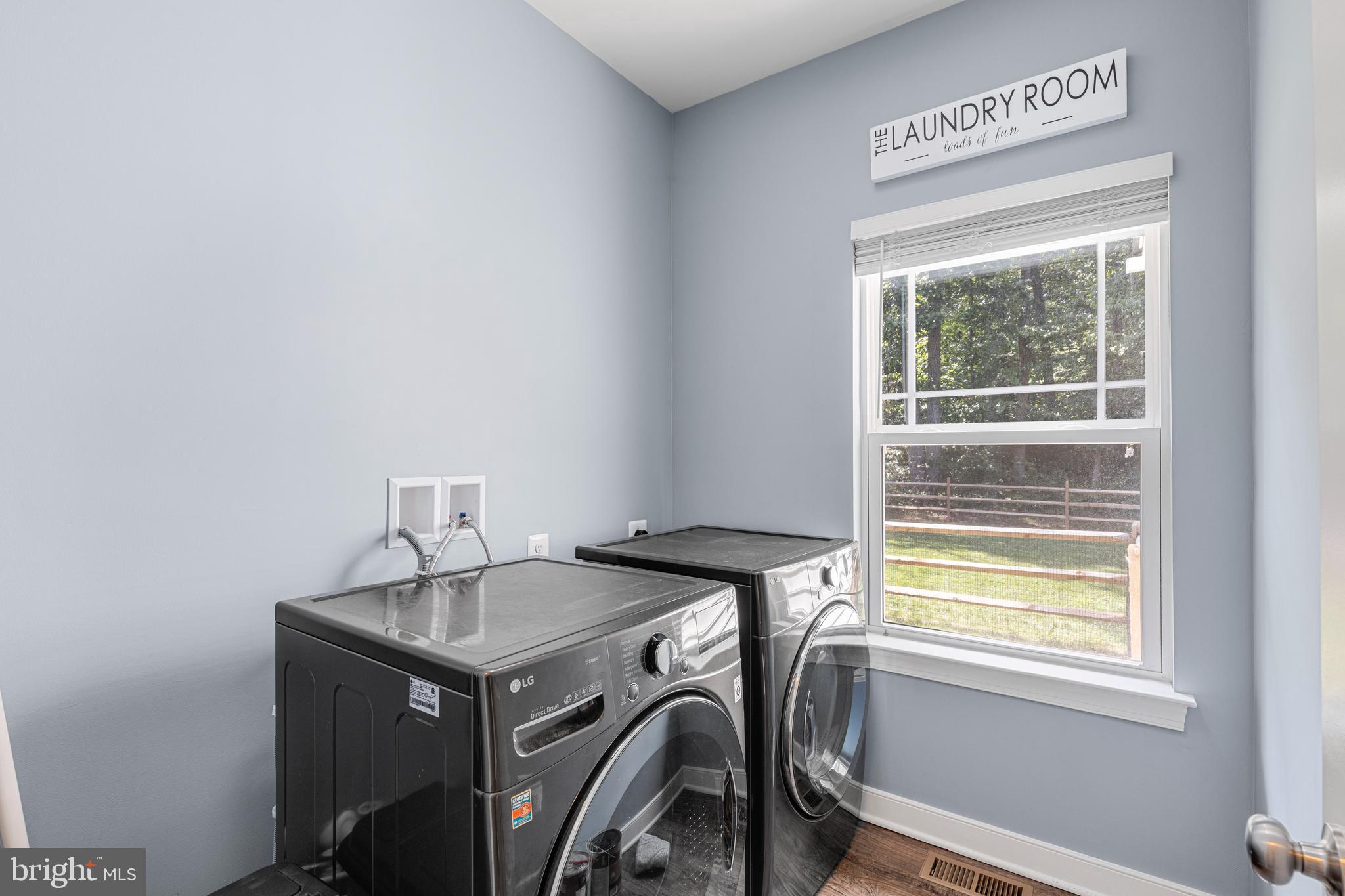 TRACEY'S CROSSING - Residential