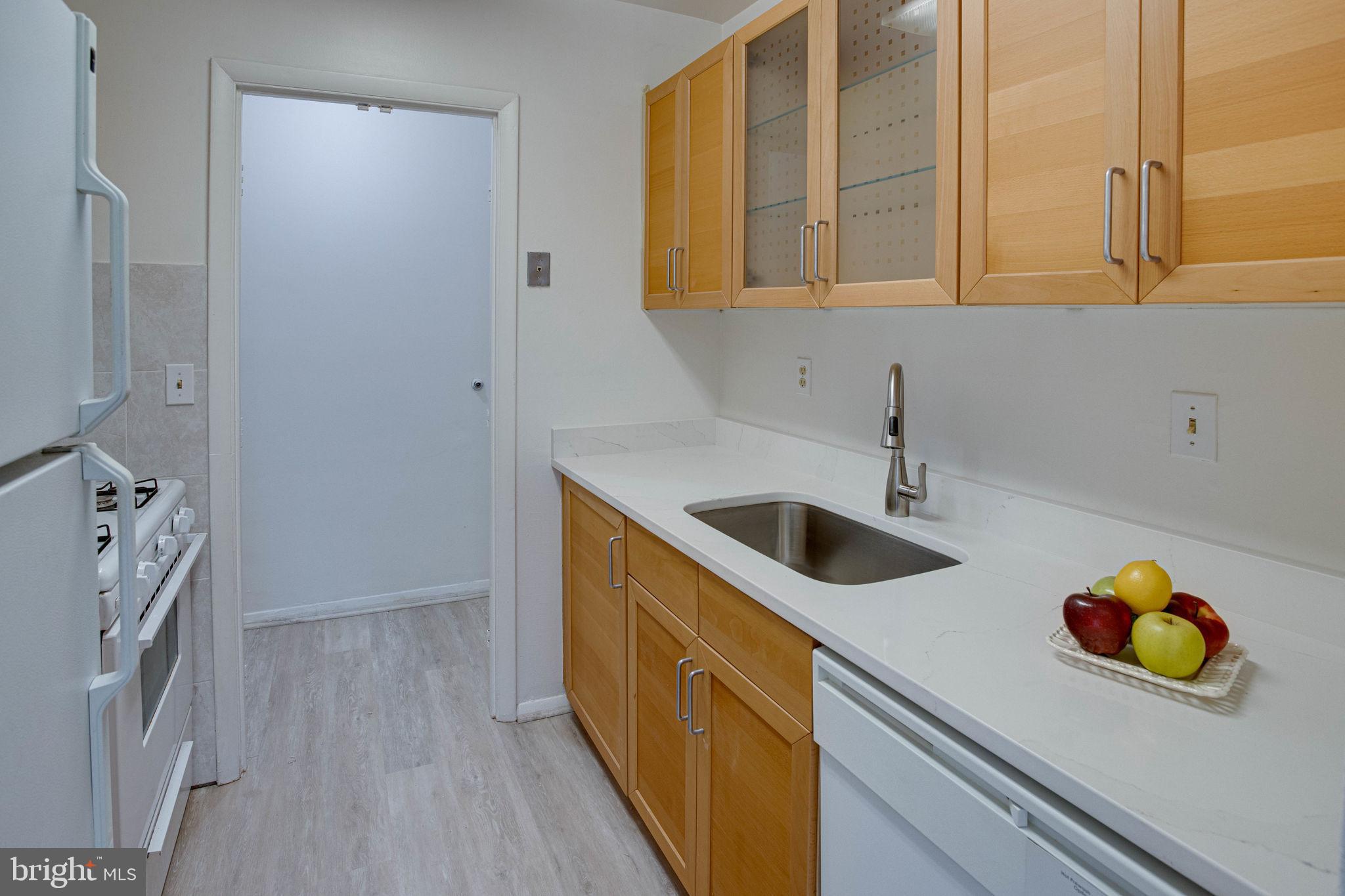 LYNDHURST - Residential