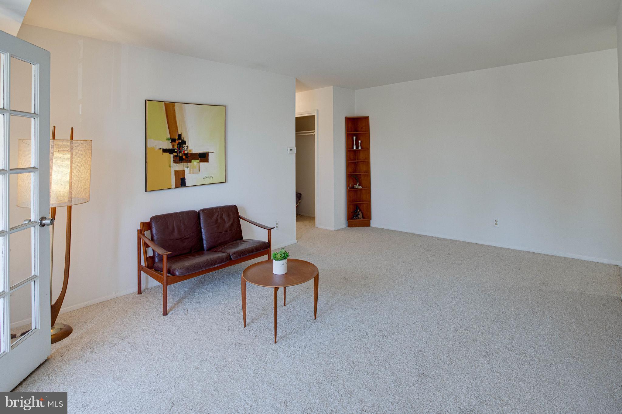 LYNDHURST - Residential