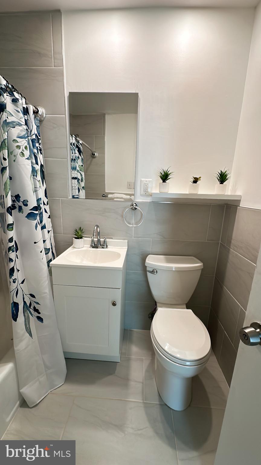 LYNDHURST - Residential