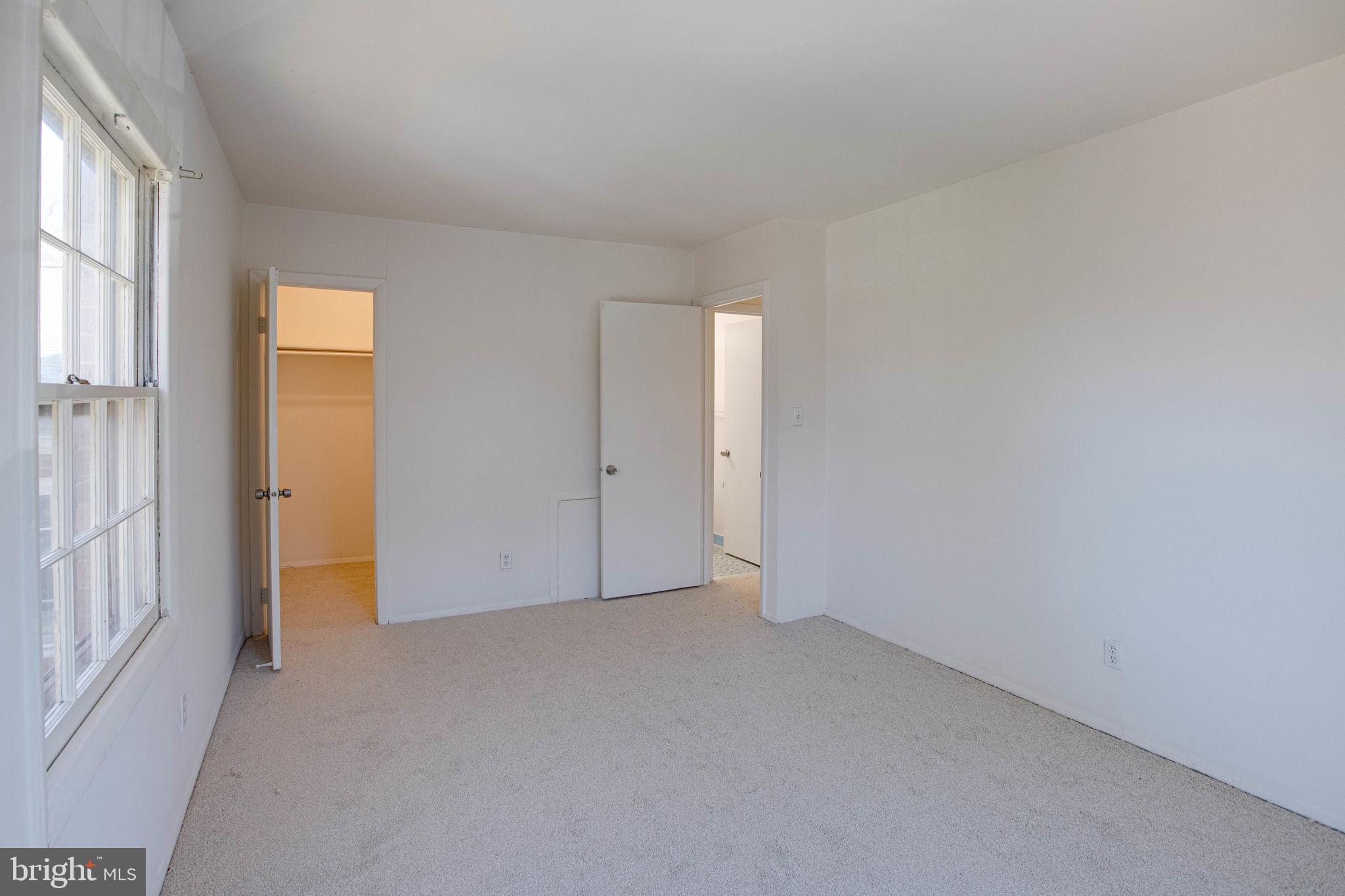 LYNDHURST - Residential