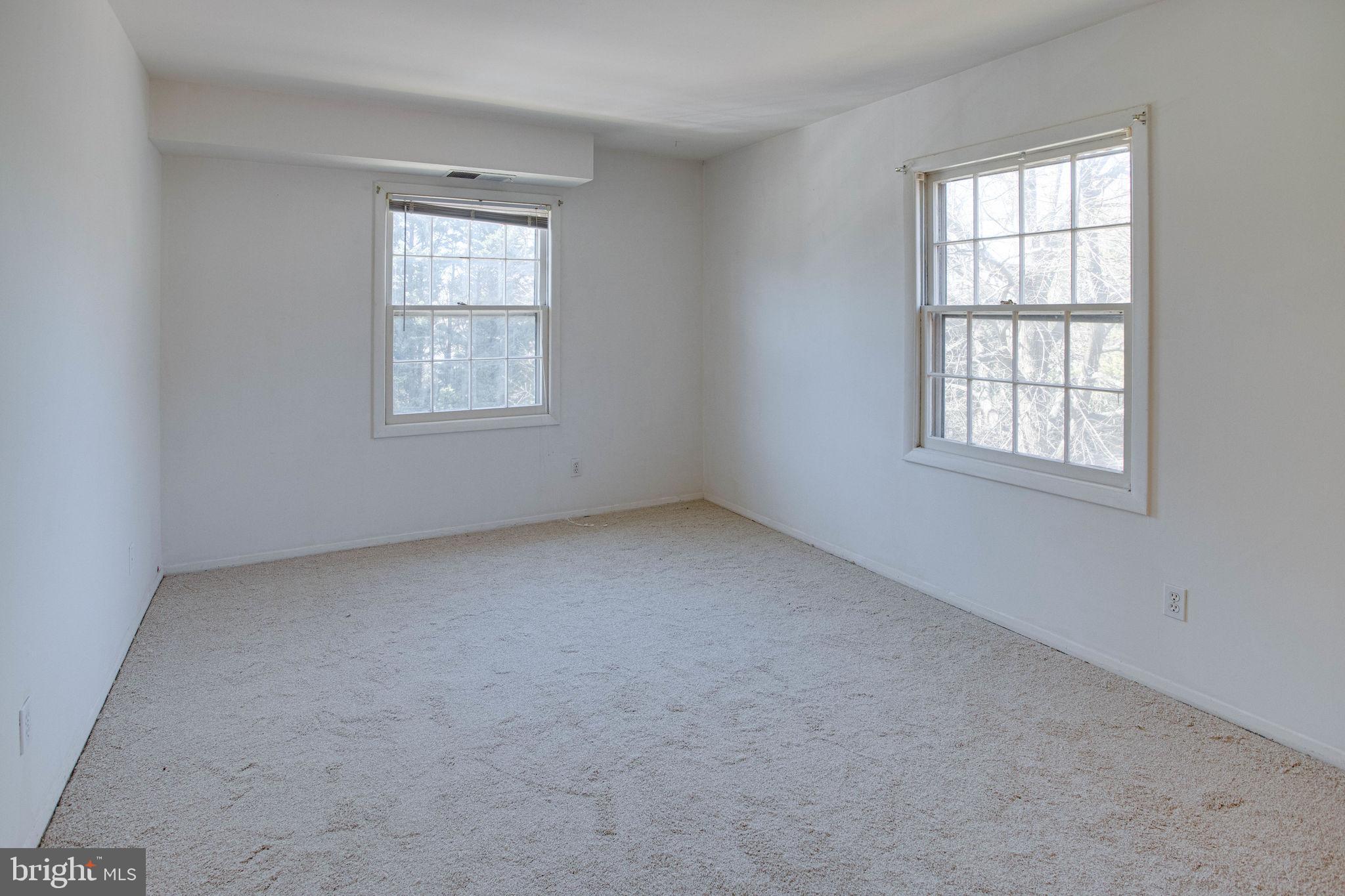 LYNDHURST - Residential