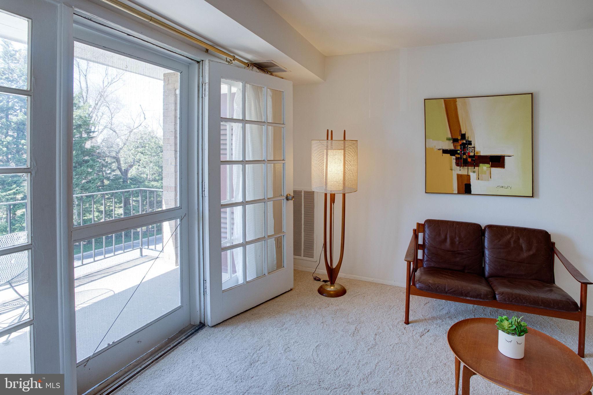 LYNDHURST - Residential