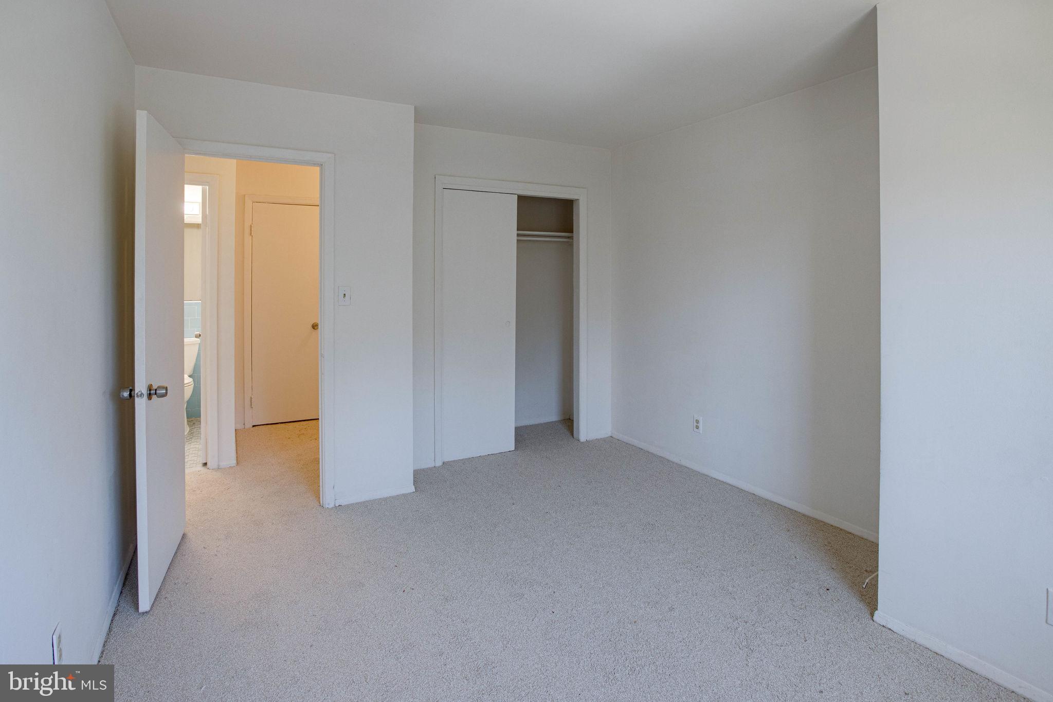 LYNDHURST - Residential