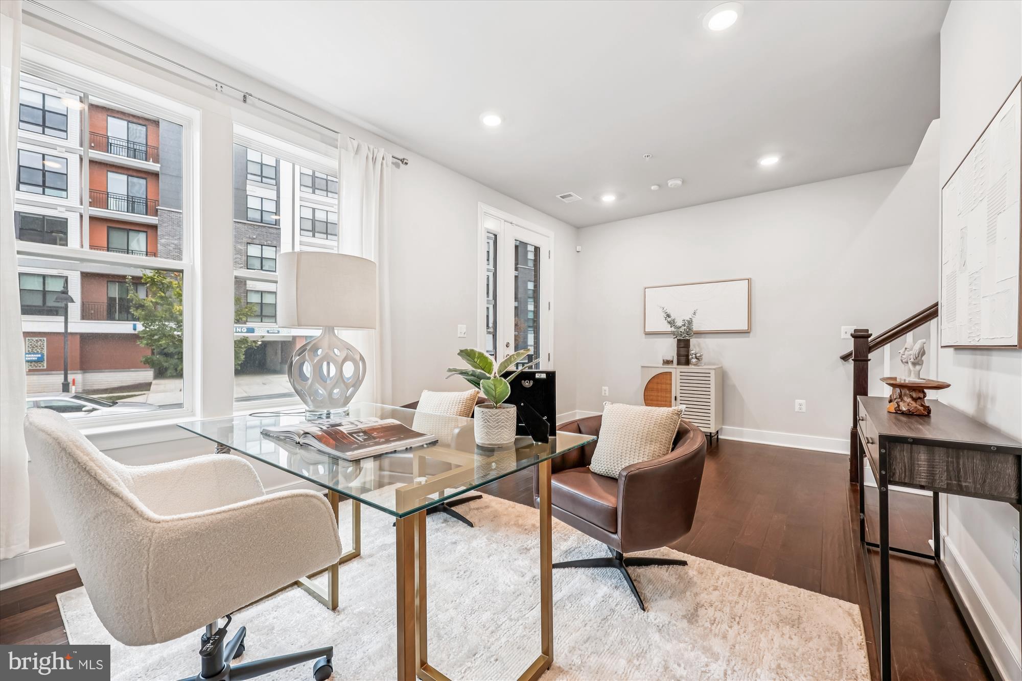 CROWN FARM - Residential