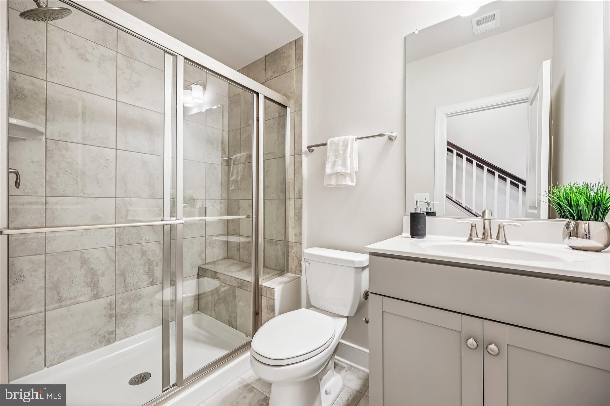 CROWN FARM - Residential