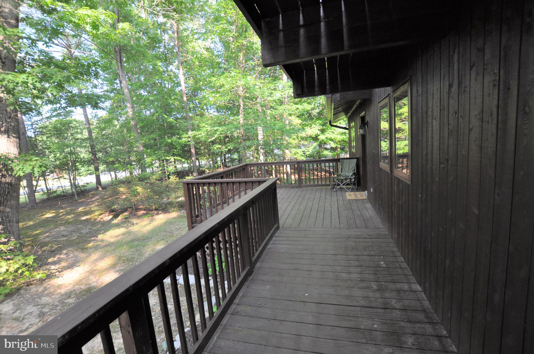 BRETON BAY ESTATES - Residential