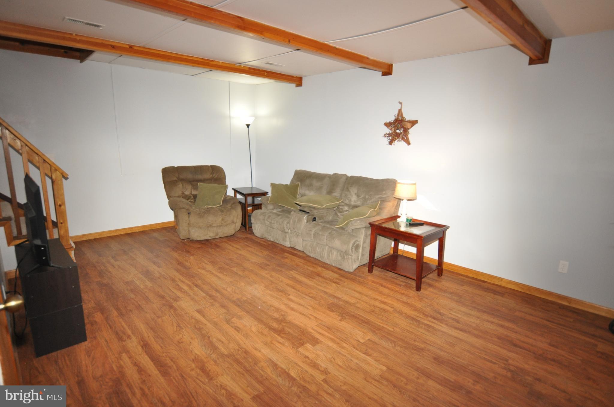 BRETON BAY ESTATES - Residential