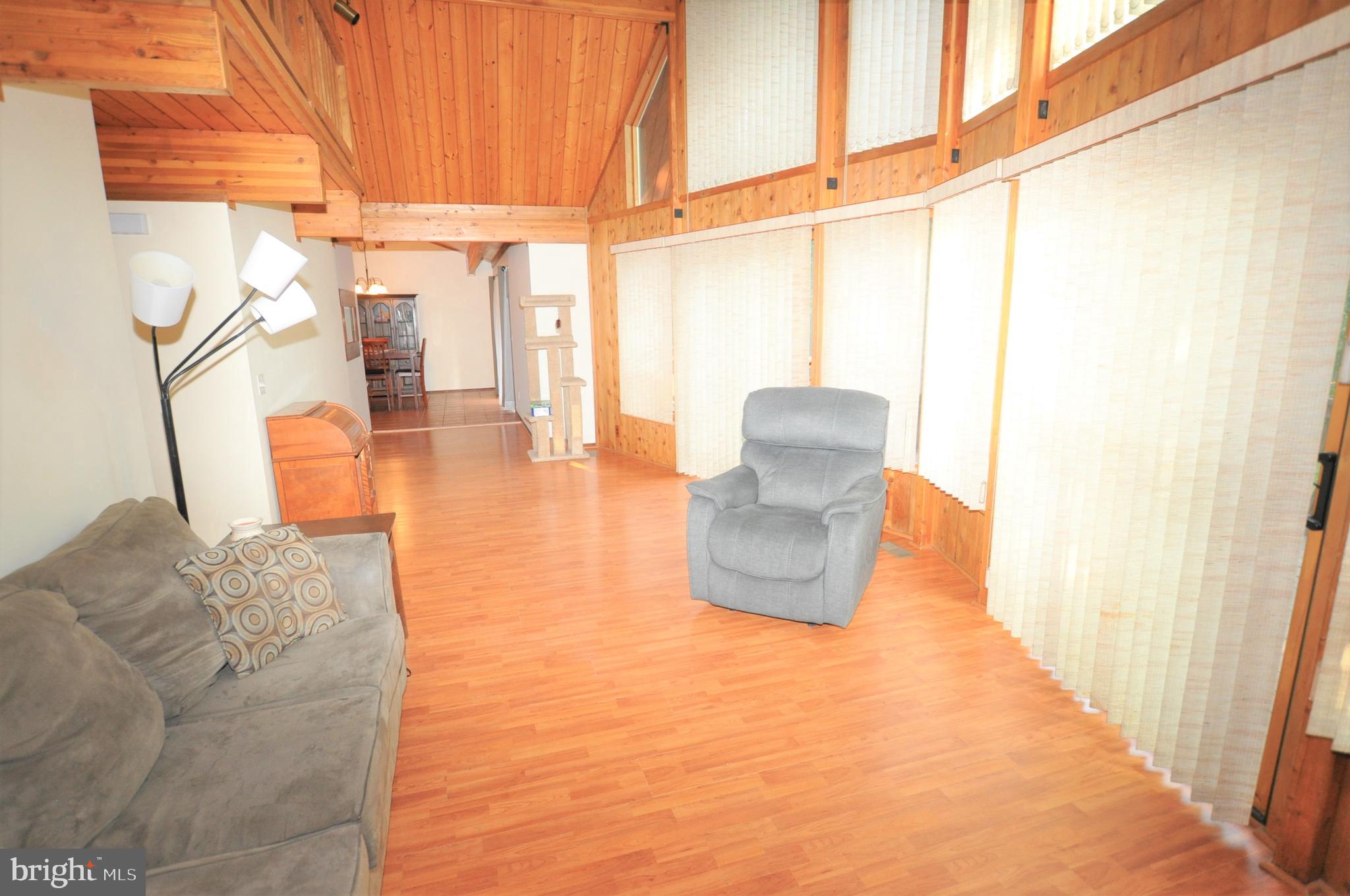 BRETON BAY ESTATES - Residential