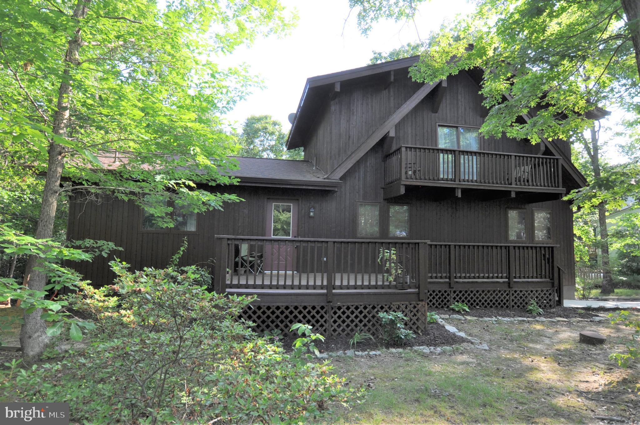 BRETON BAY ESTATES - Residential