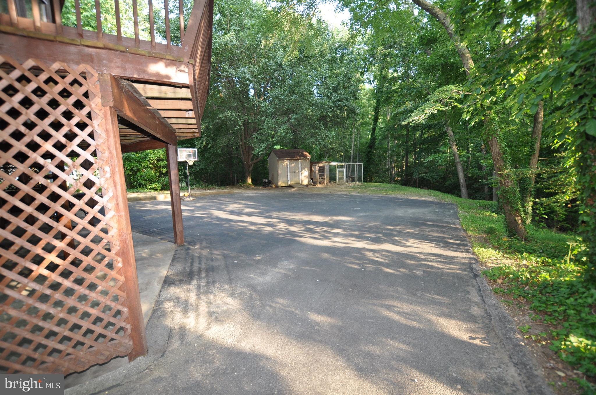 BRETON BAY ESTATES - Residential