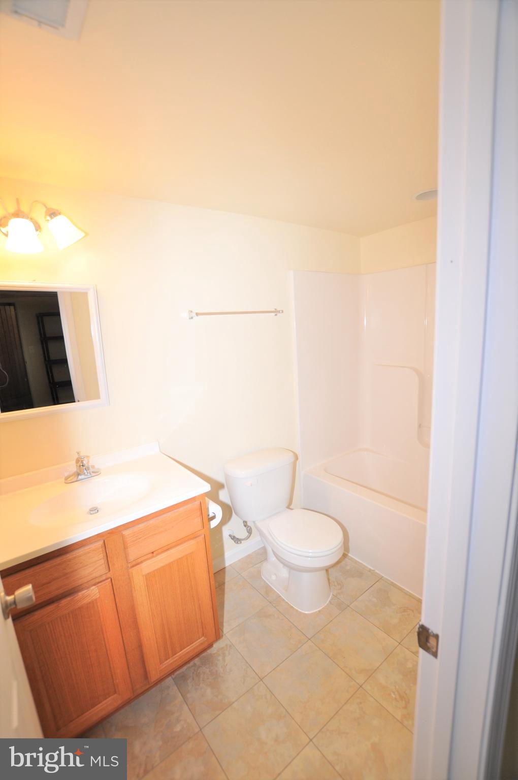 BRETON BAY ESTATES - Residential