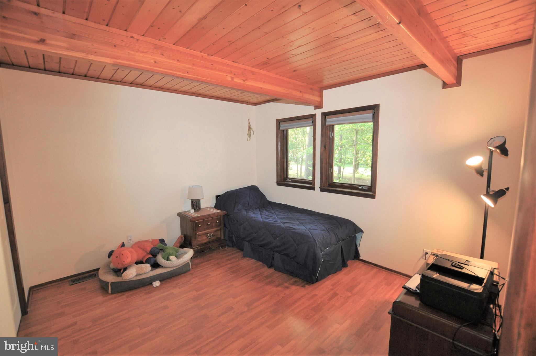 BRETON BAY ESTATES - Residential