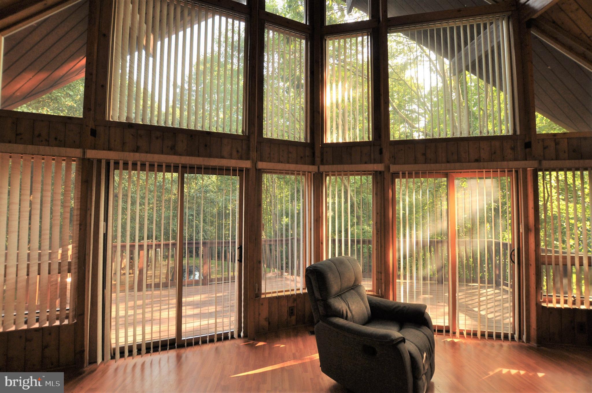 BRETON BAY ESTATES - Residential