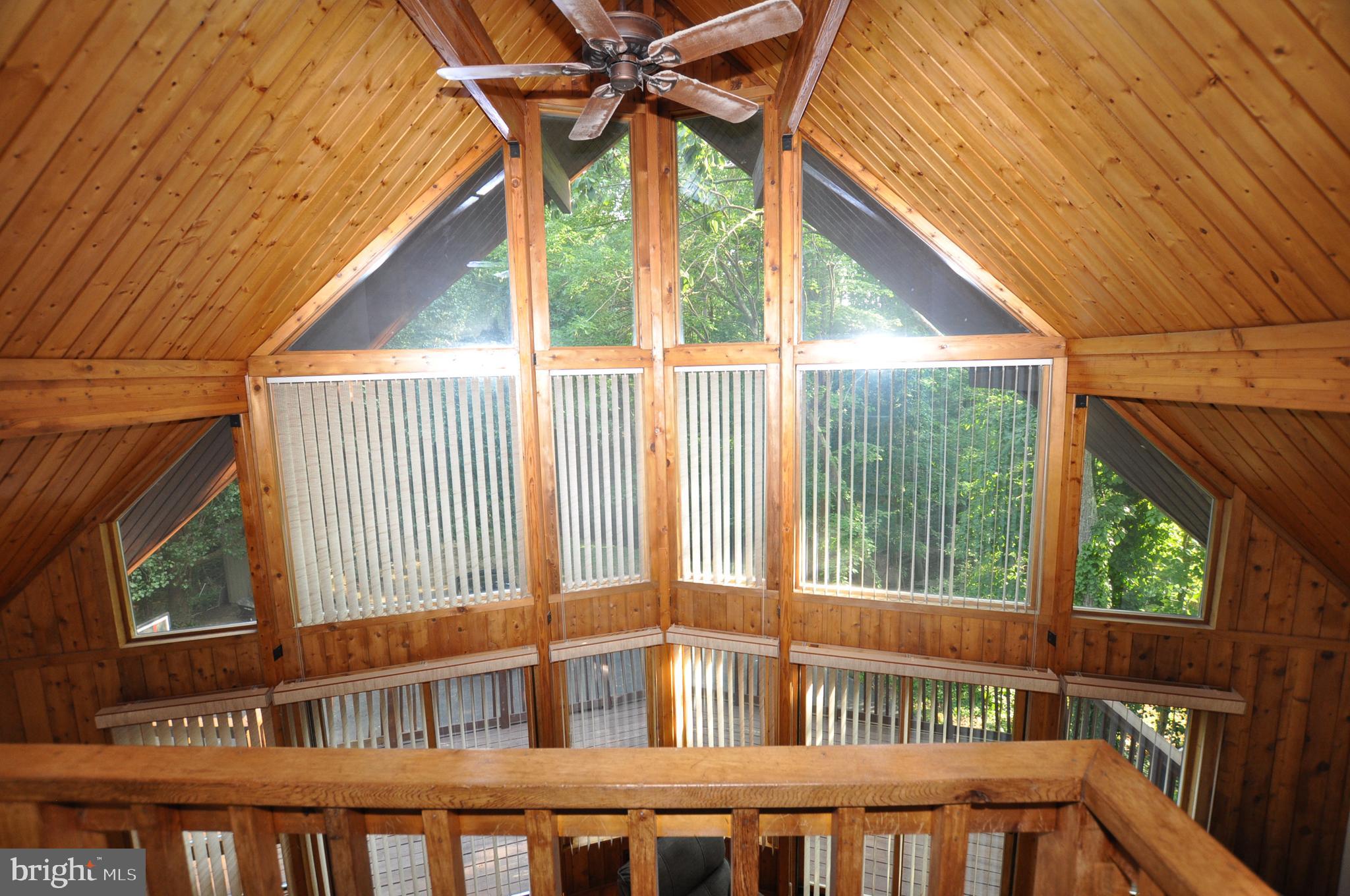 BRETON BAY ESTATES - Residential