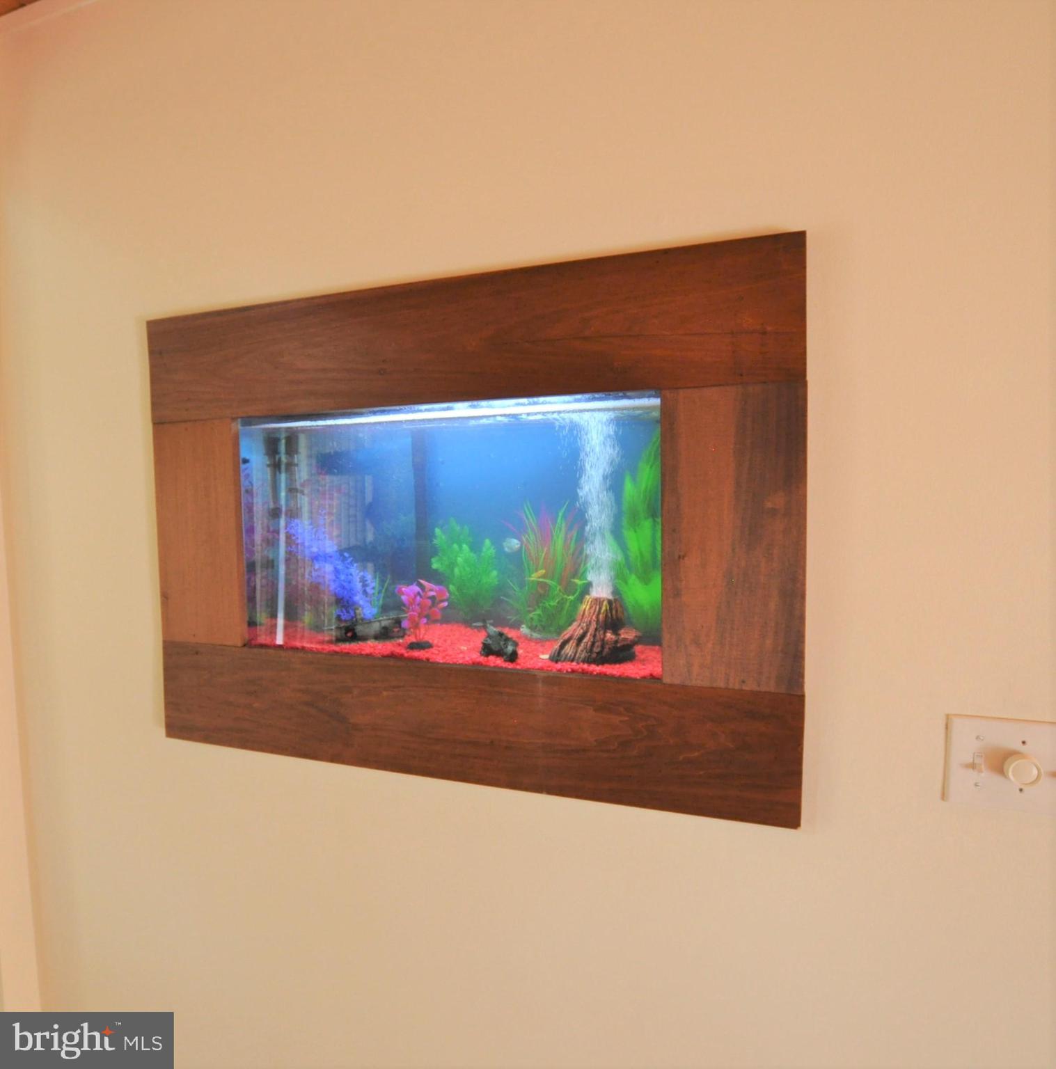 BRETON BAY ESTATES - Residential