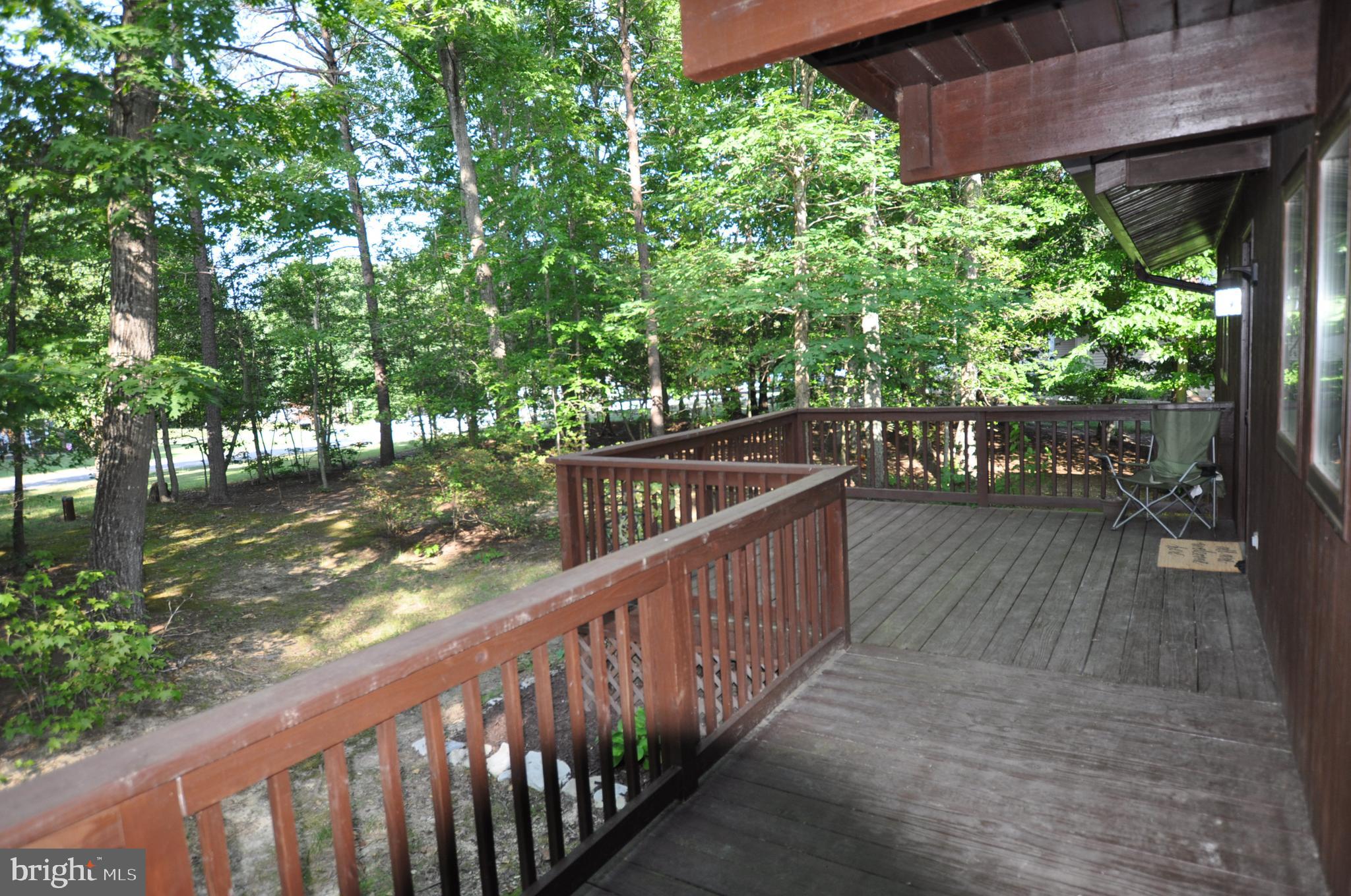 BRETON BAY ESTATES - Residential