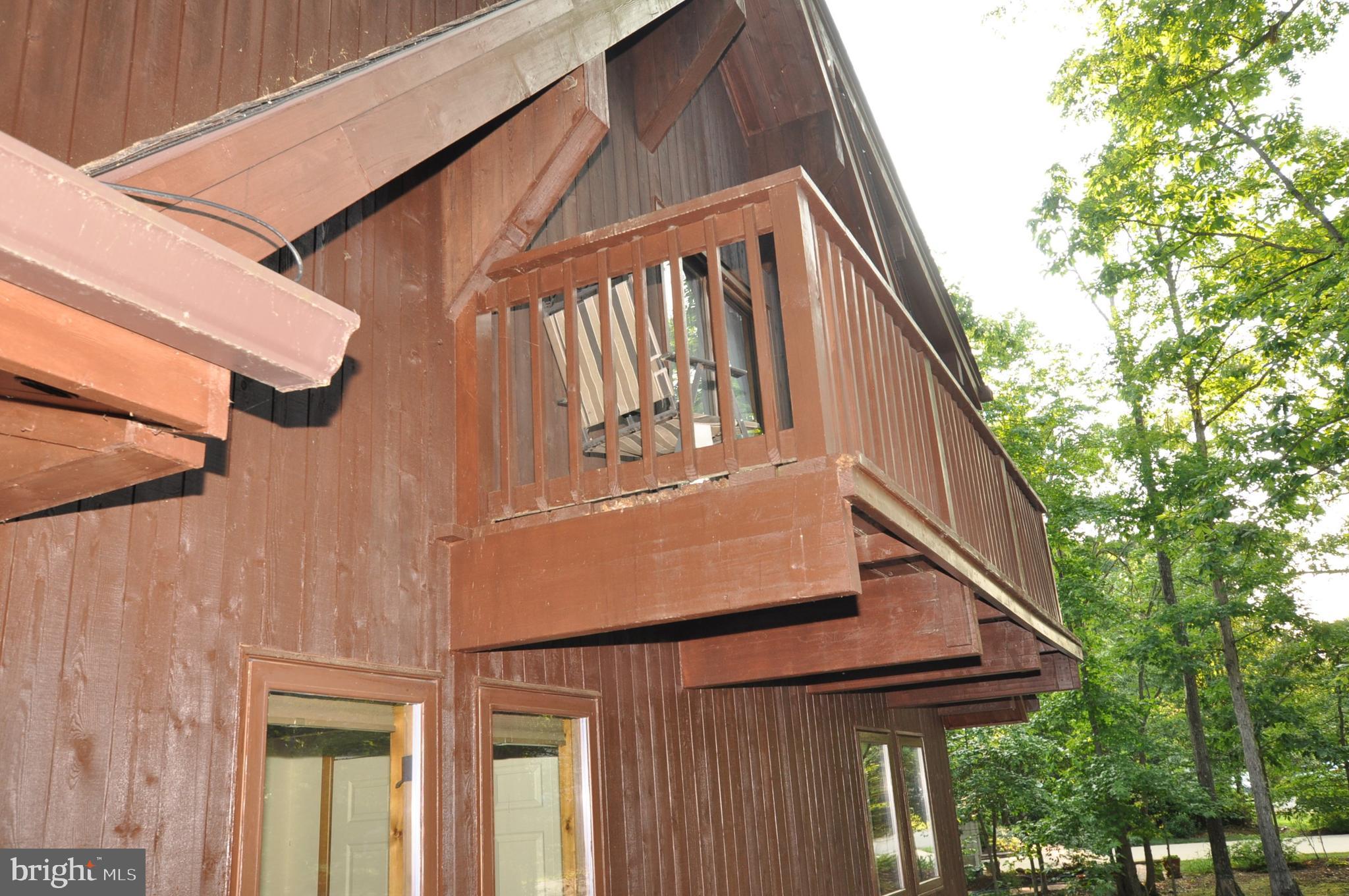 BRETON BAY ESTATES - Residential