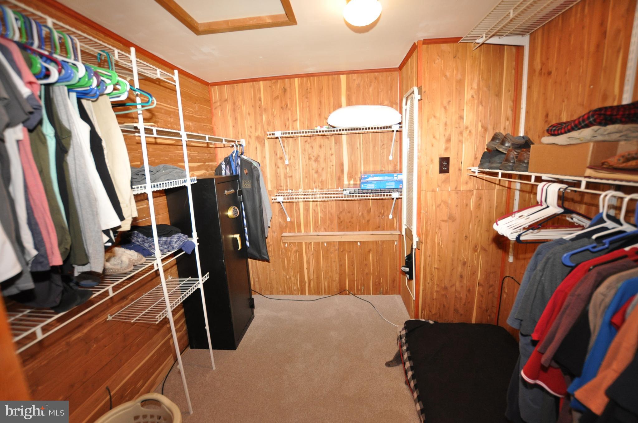 BRETON BAY ESTATES - Residential