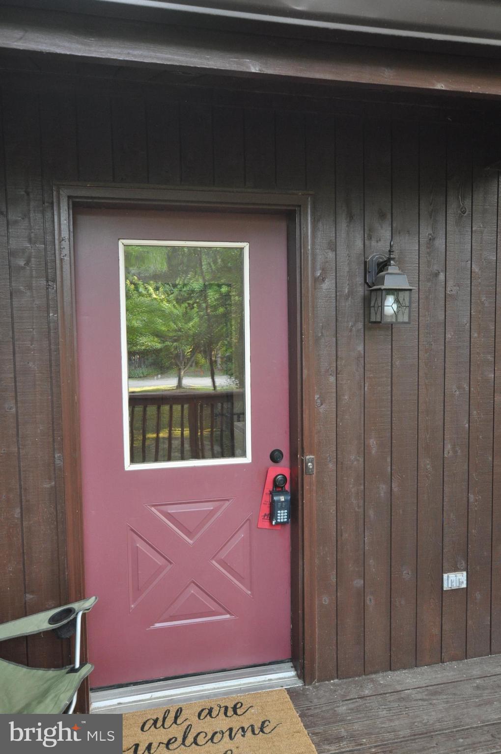 BRETON BAY ESTATES - Residential