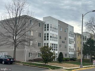 4167 S FOUR MILE RUN DRIVE 401