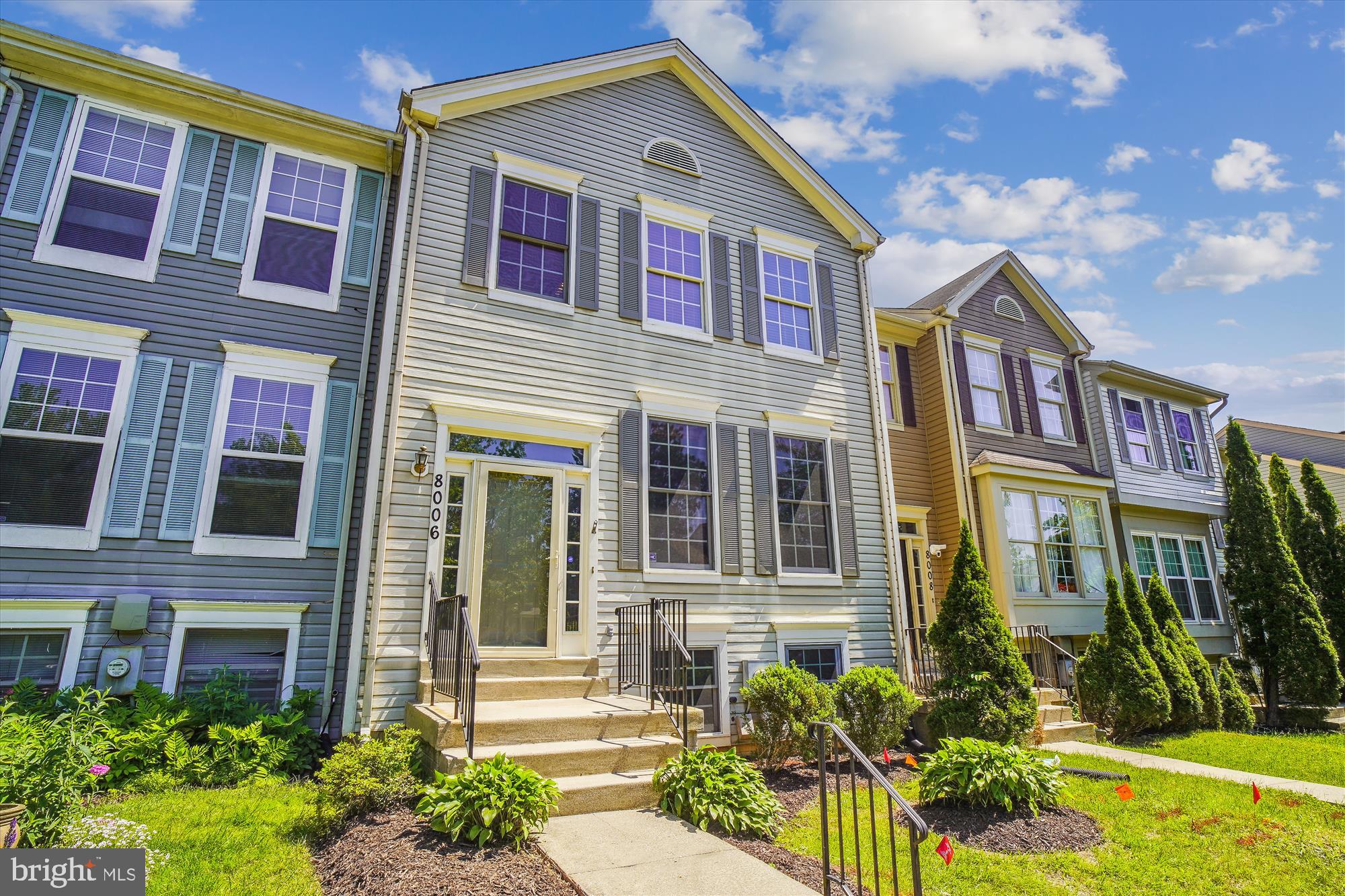 FLOWER HILL - Residential