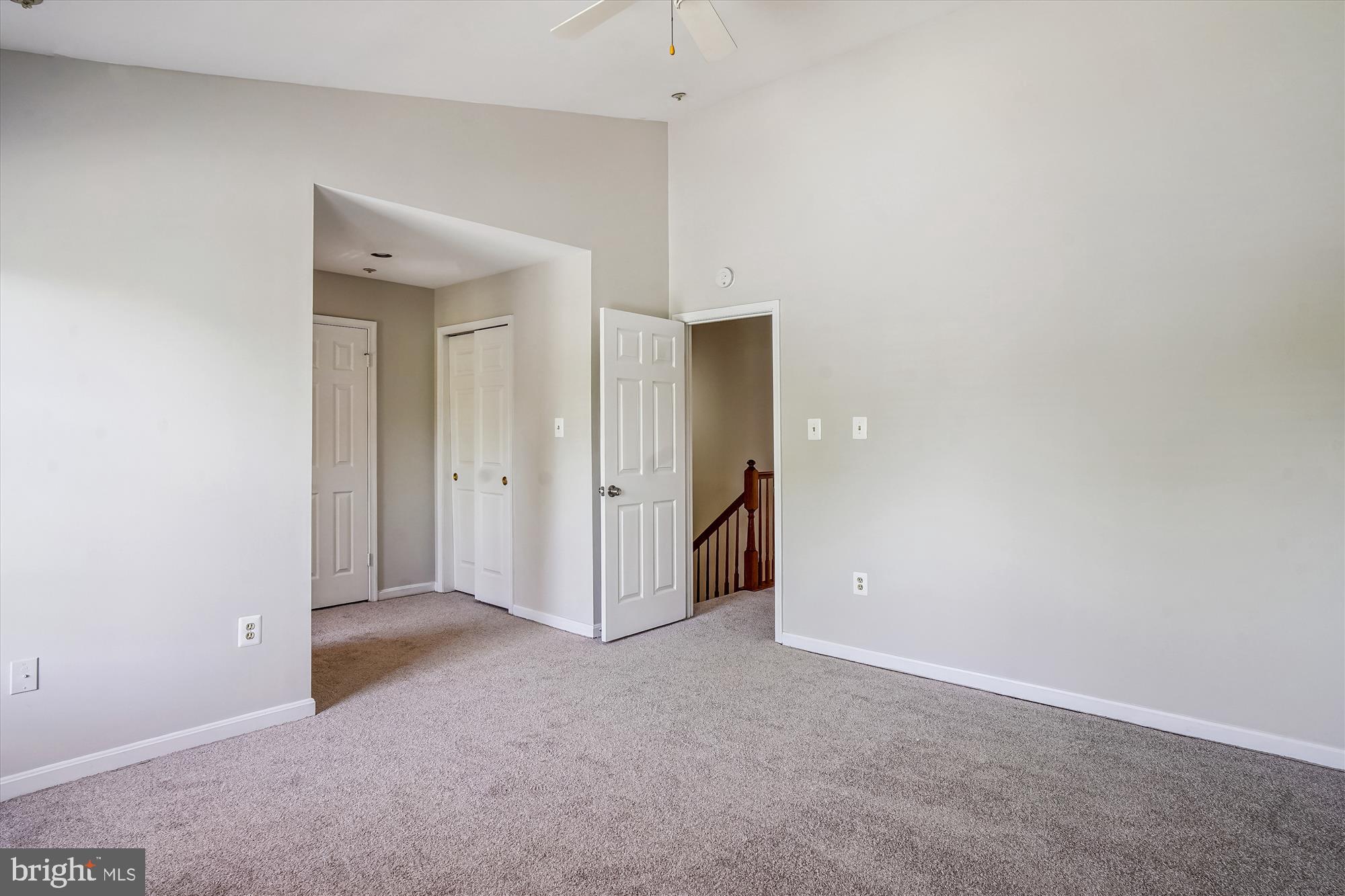 FLOWER HILL - Residential