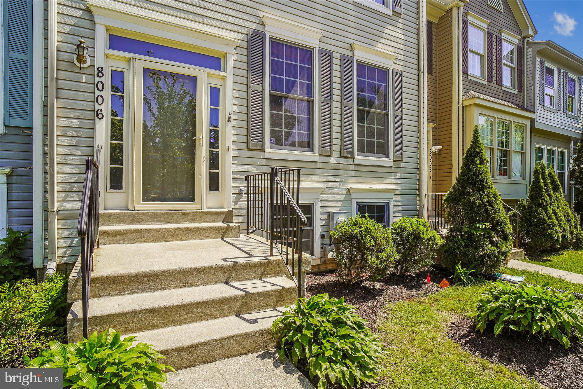 FLOWER HILL - Residential