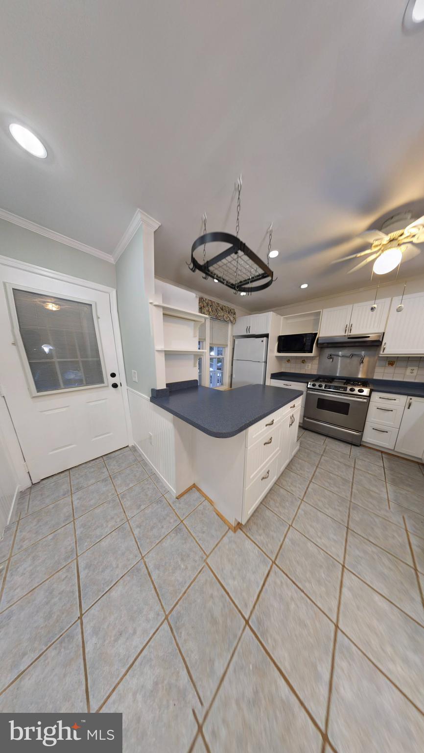 BONIFANT WOODS - Residential