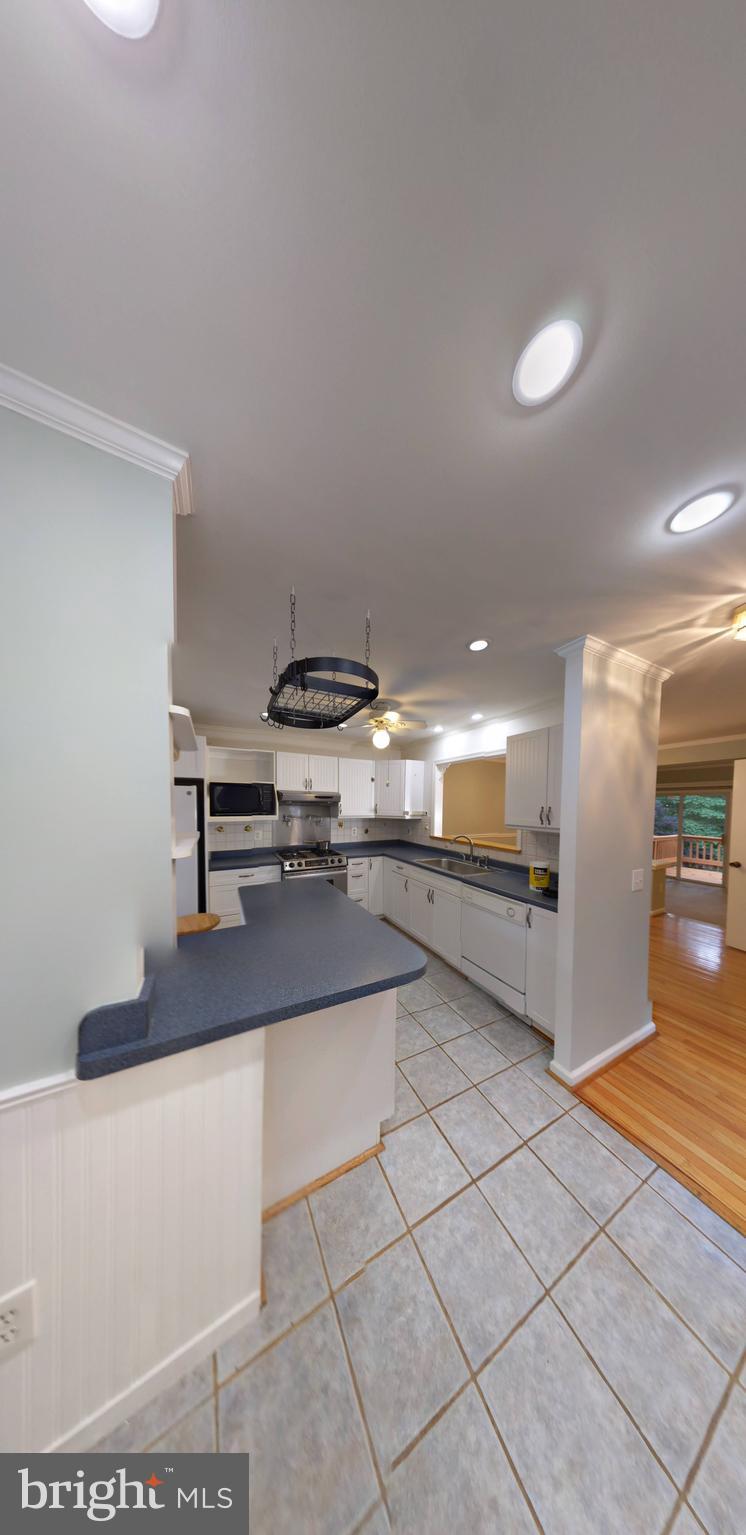 BONIFANT WOODS - Residential