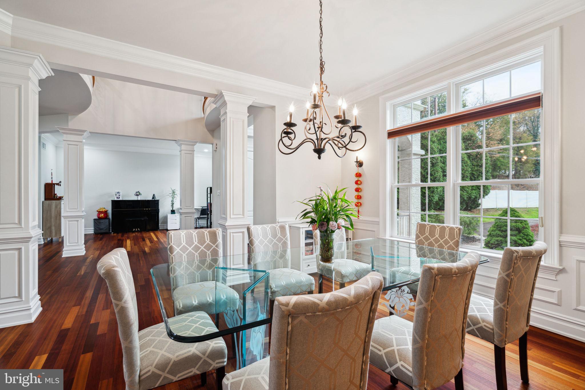 MEADOWBROOK - Residential