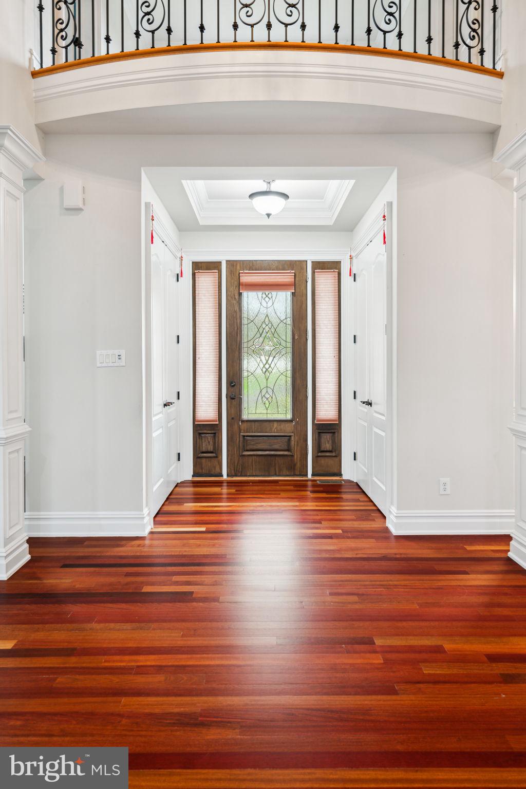 MEADOWBROOK - Residential