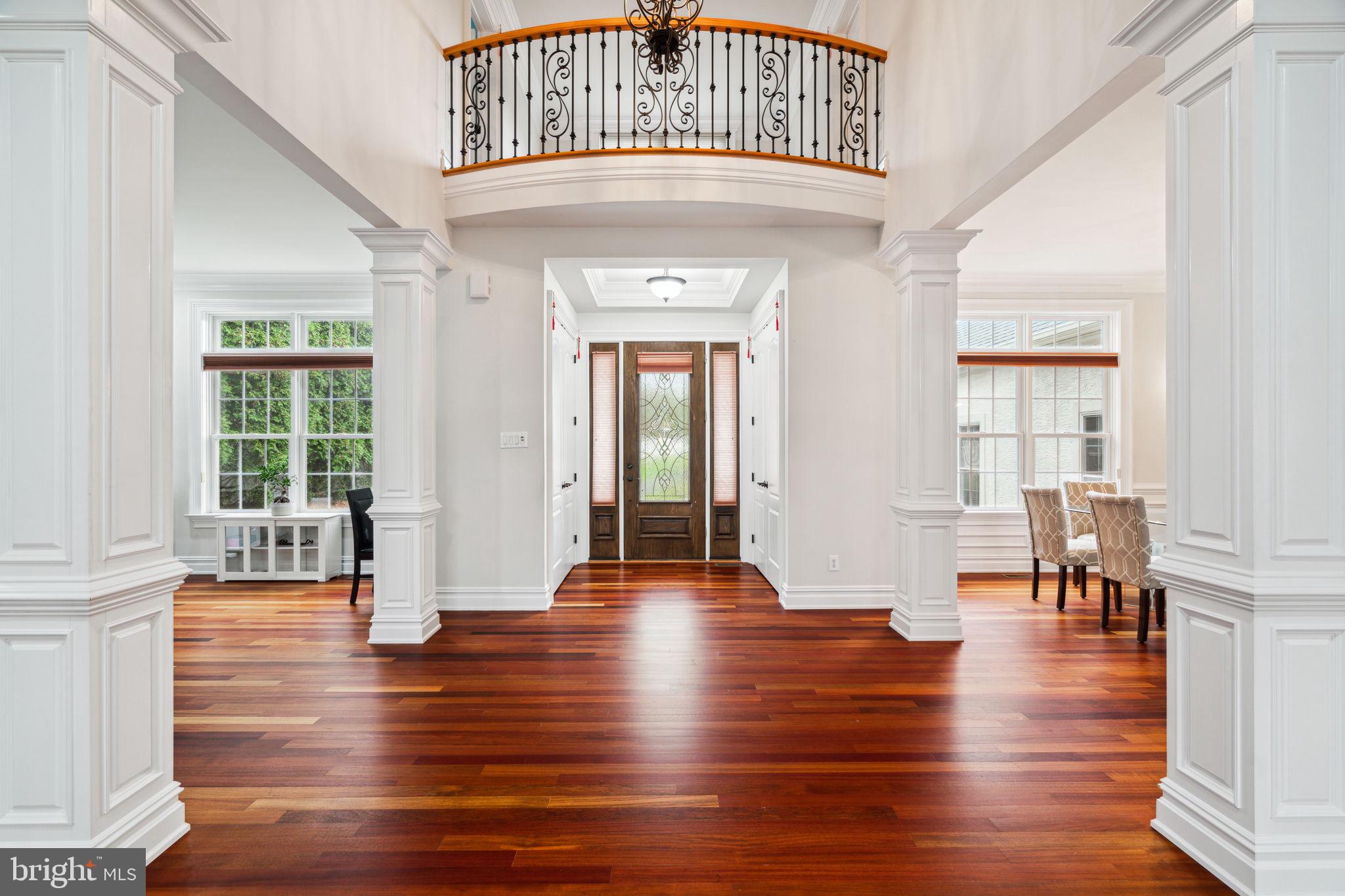 MEADOWBROOK - Residential