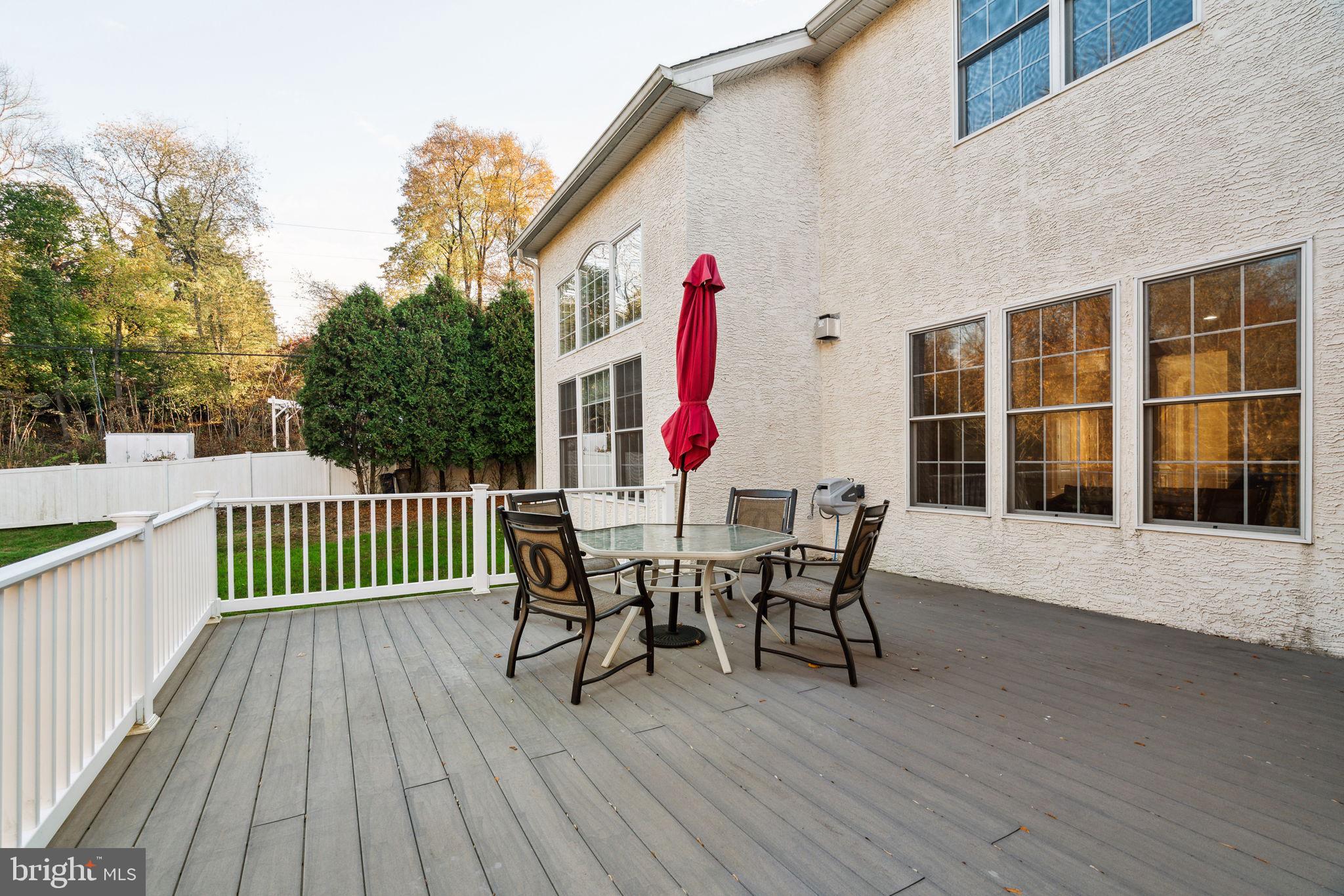 MEADOWBROOK - Residential