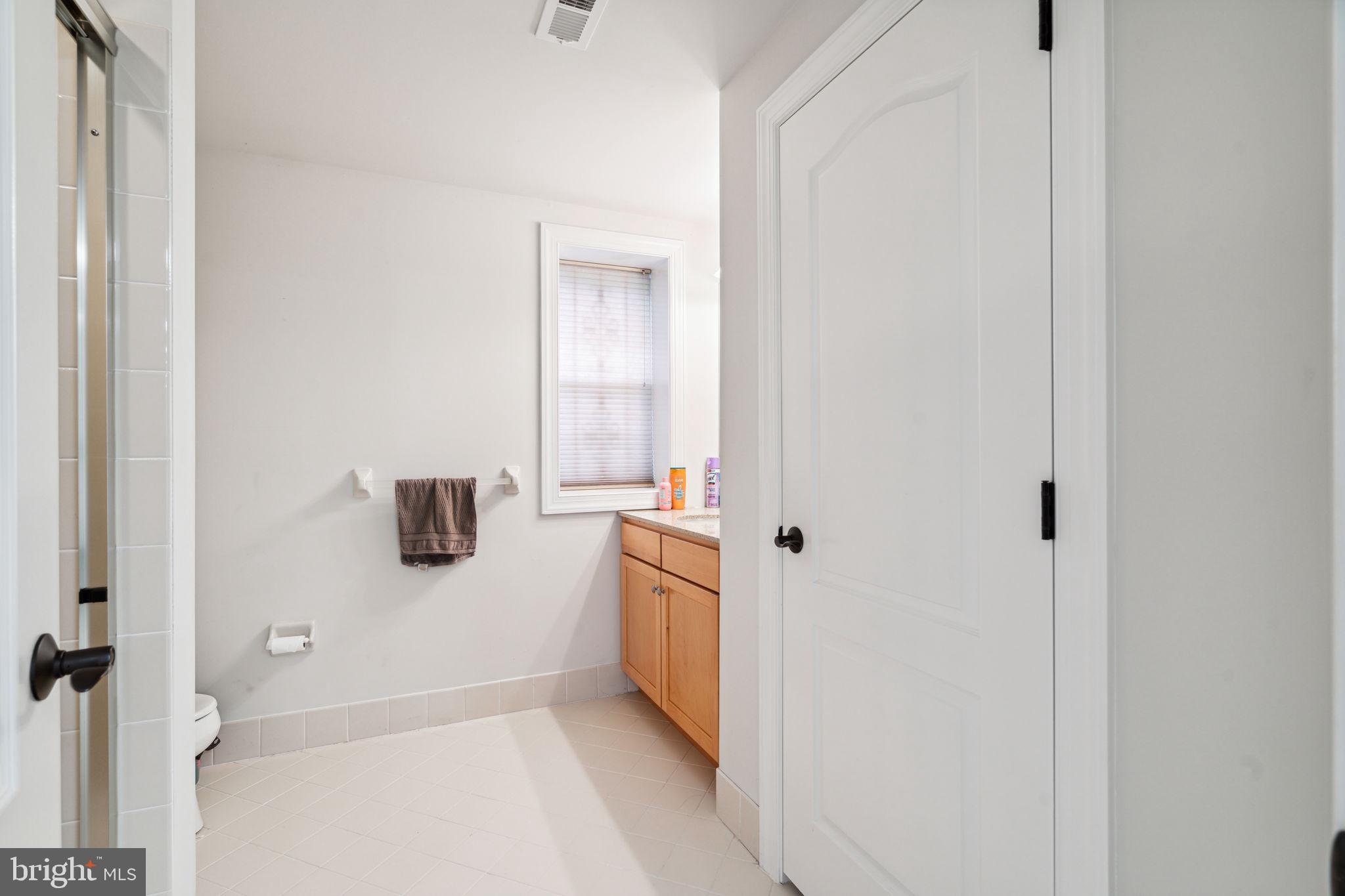 MEADOWBROOK - Residential