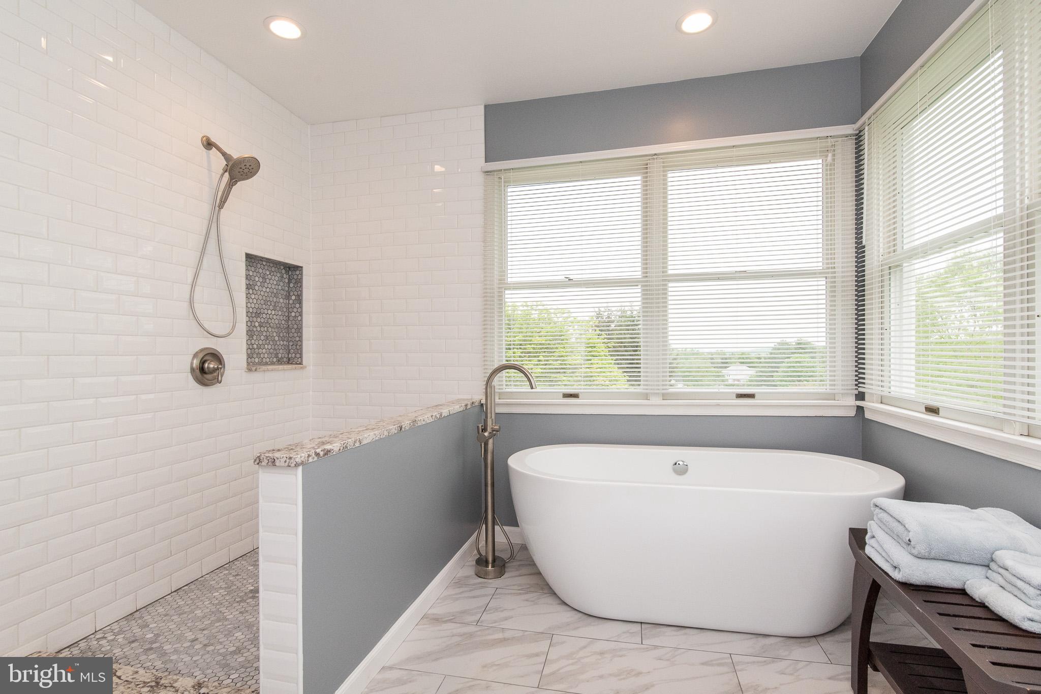 MIDDLETOWN RIDGE - Residential