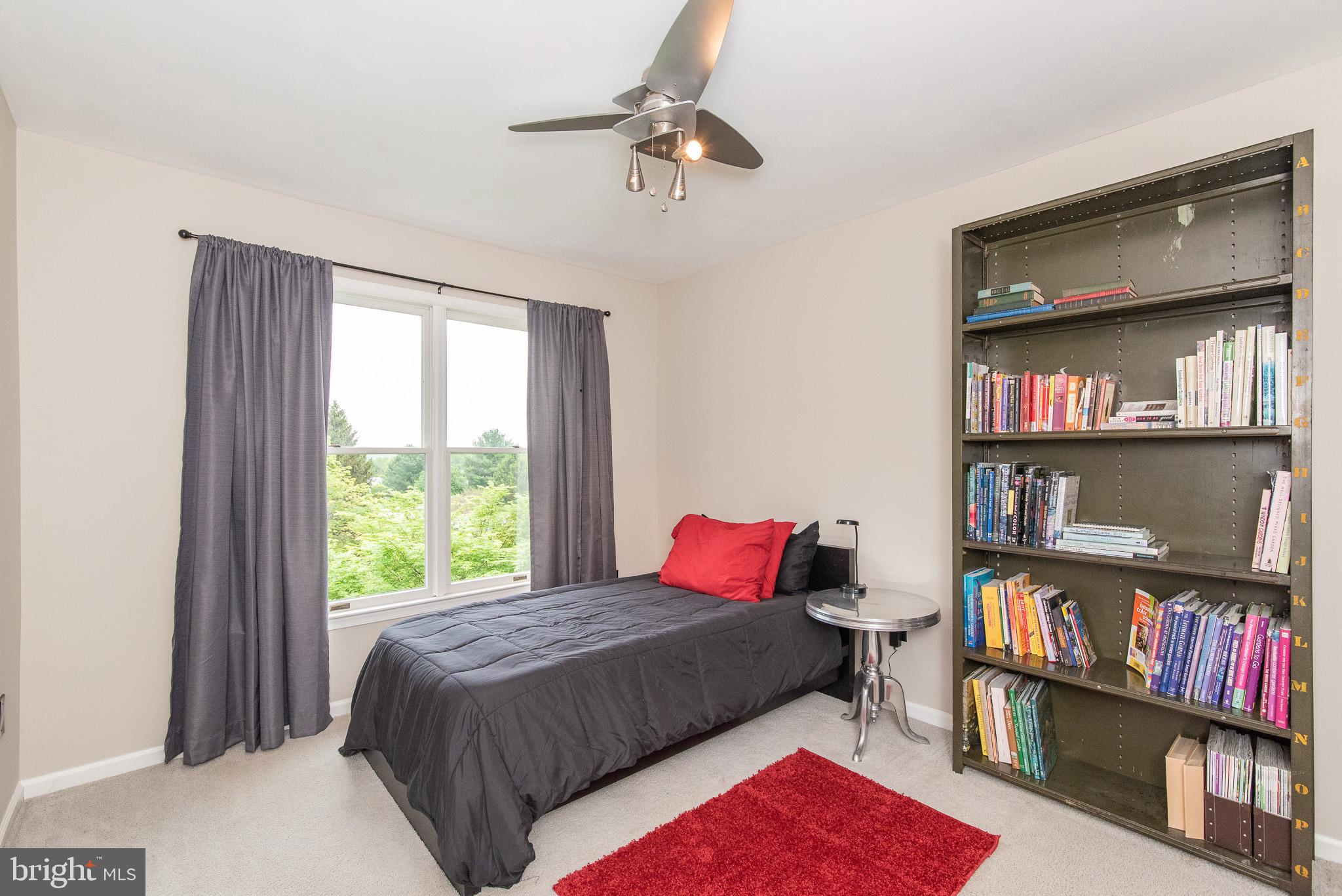 MIDDLETOWN RIDGE - Residential