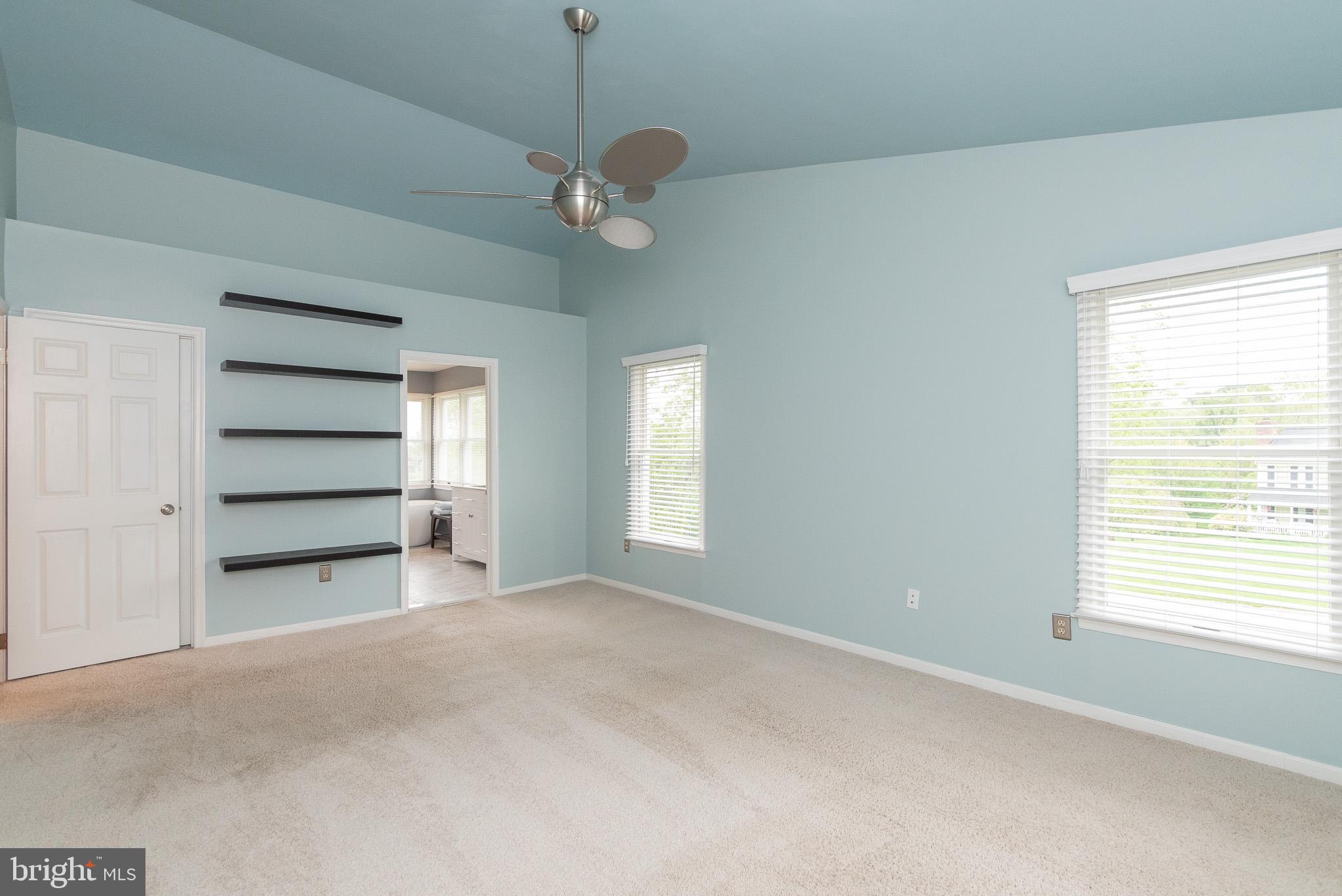 MIDDLETOWN RIDGE - Residential