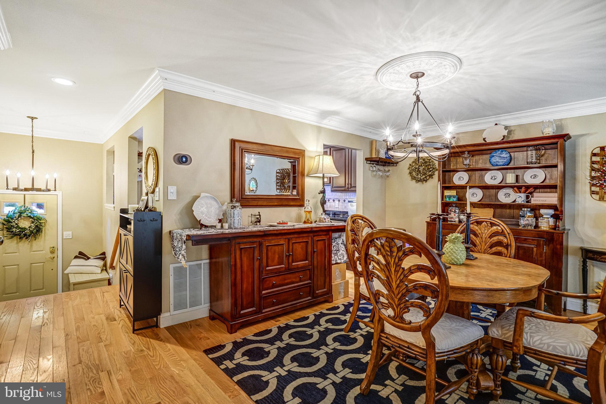 HUNTER VILLAGE - Residential