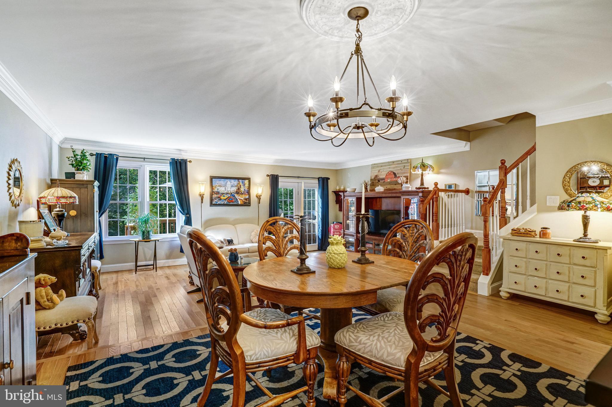 HUNTER VILLAGE - Residential