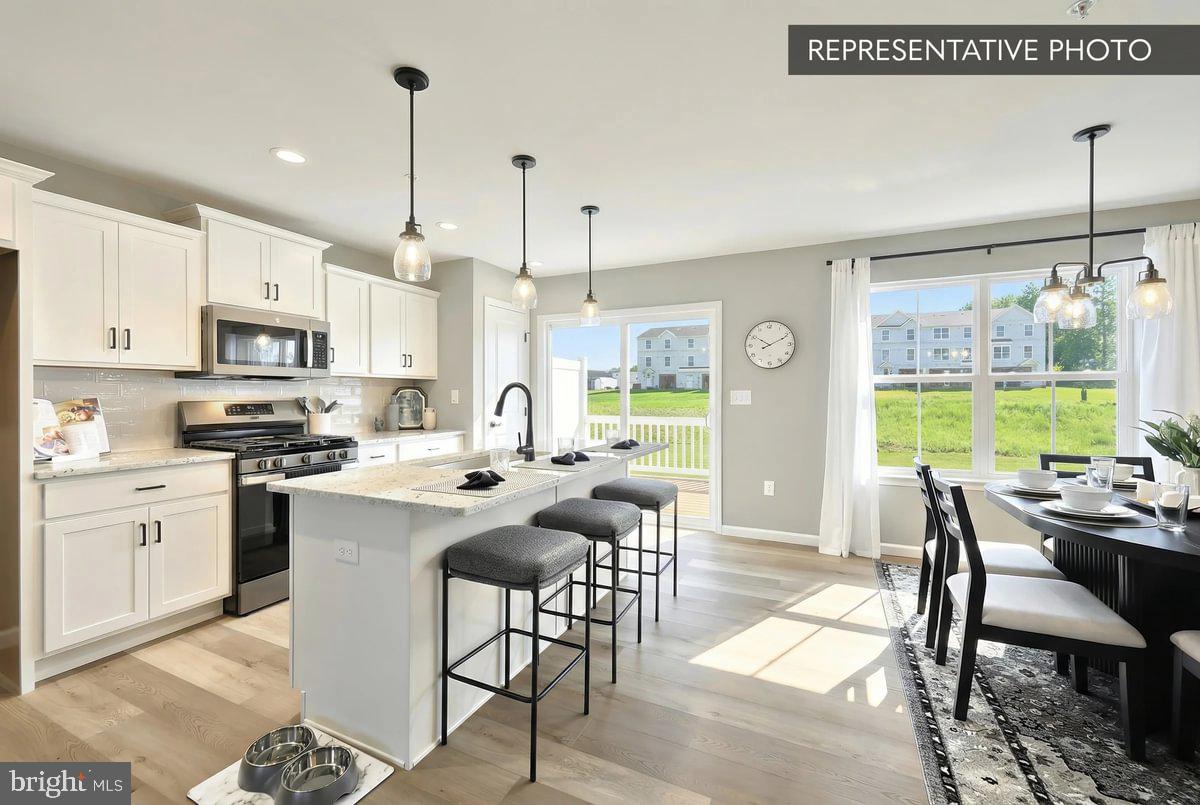 ELIZABETH VILLAGE - Residential