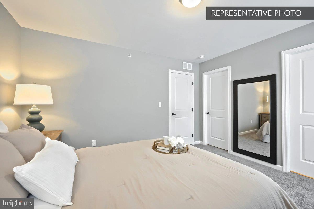 ELIZABETH VILLAGE - Residential