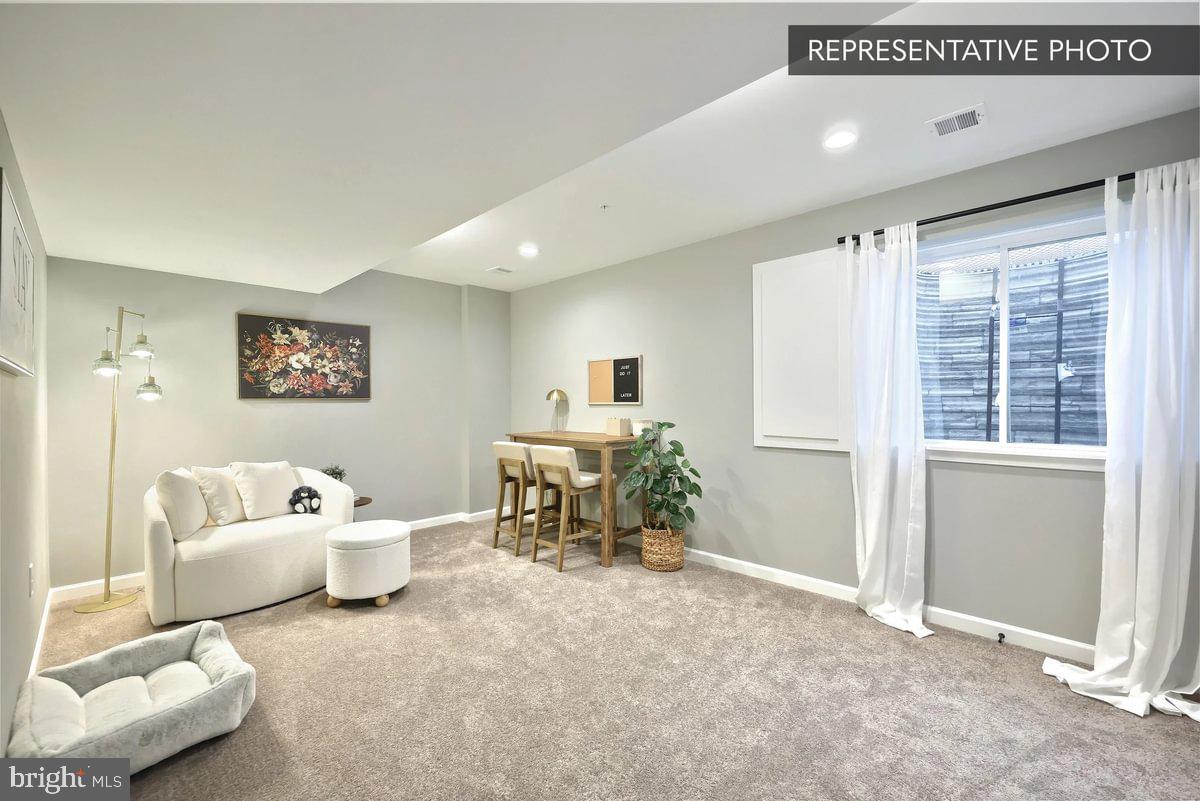 ELIZABETH VILLAGE - Residential