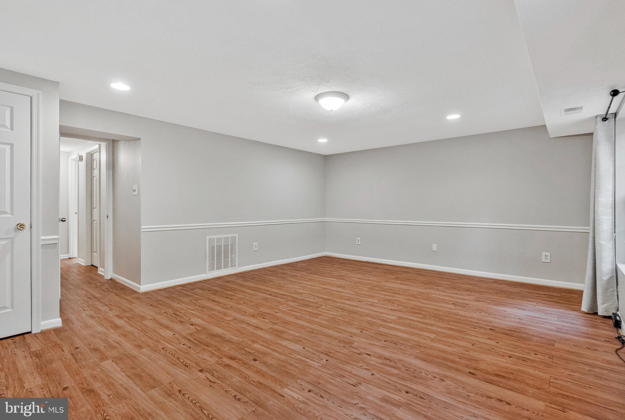 SHANNON STATION - Residential Lease