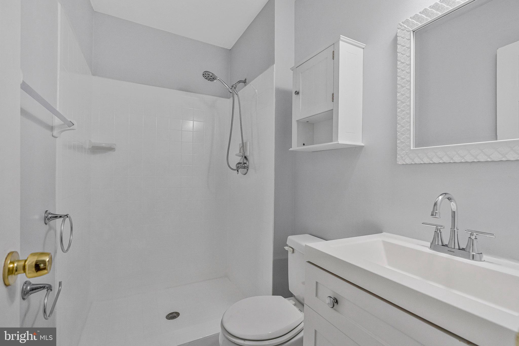 SHANNON STATION - Residential Lease