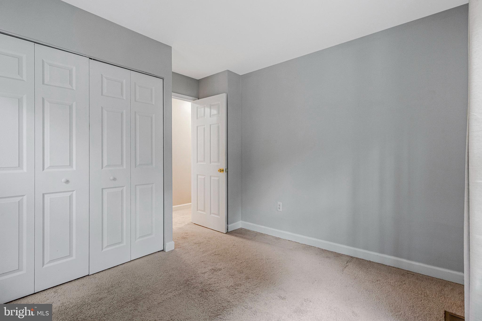 SHANNON STATION - Residential Lease